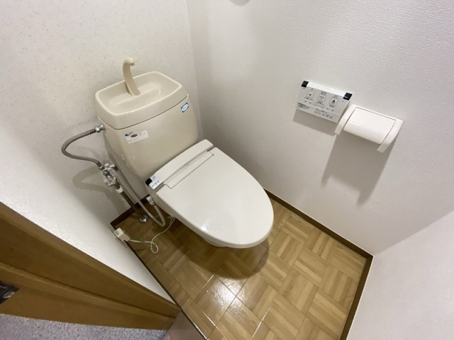 神戸市須磨区須磨浦通６丁目のアパートのトイレ|ウォシュレット付