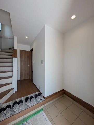 【玄関】 | ハートフルタウン前橋市表町2期ー①