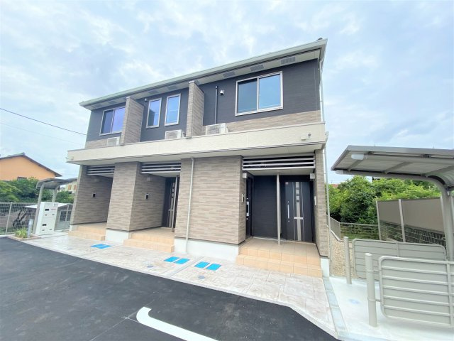 サニーハイツのエントランス