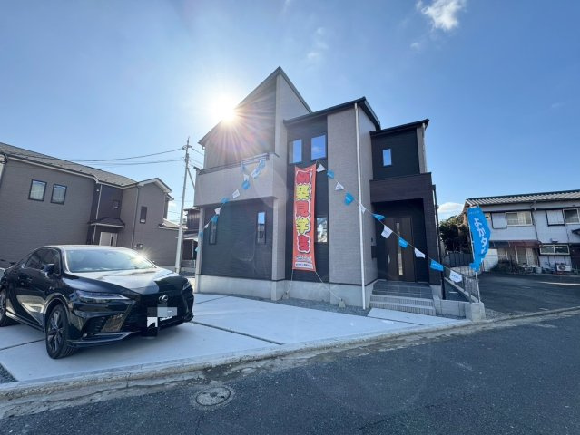 ーAdoble＋アドブル＋ー小倉南区八幡町4期　【小倉南区　新築戸建て】の駐車場|出し入れしやすい駐車スペースは並列2台可能　【小倉南区　新築戸建て】