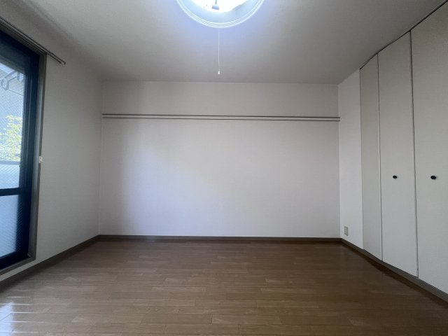 ジュネス離宮の寝室