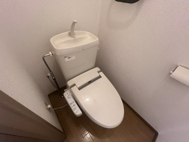 ジュネス離宮のトイレ