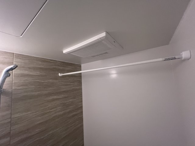 パルファン南落合０４の浴室