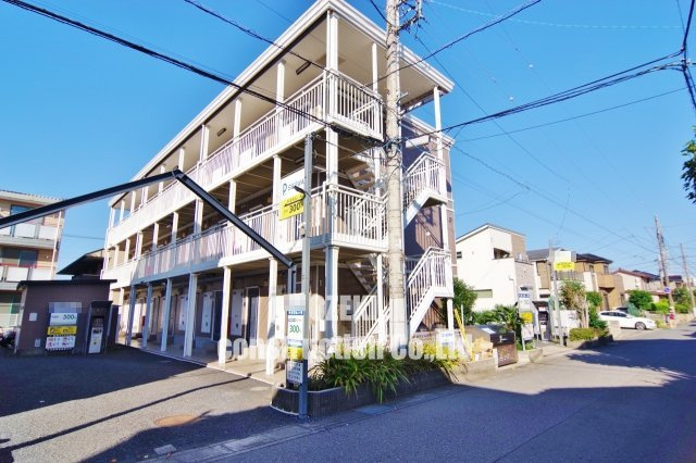 CEREZO・PASEOIIの外観