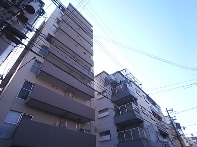 神戸市兵庫区中道通１丁目の賃貸マンションの外観