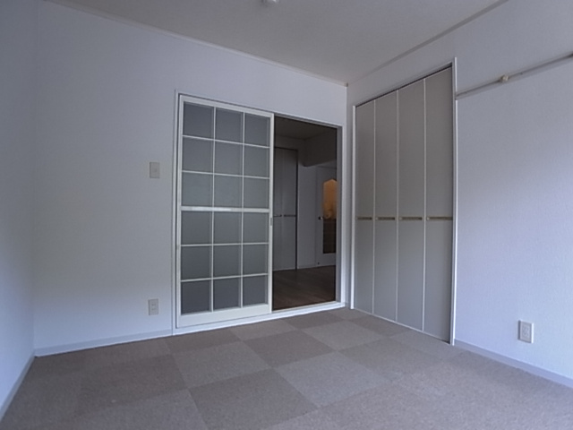 神戸市兵庫区平野町字天王谷東服山のアパート