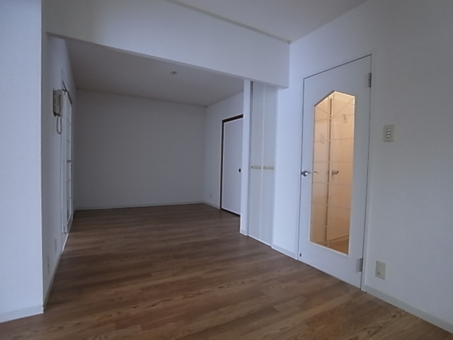 神戸市兵庫区平野町字天王谷東服山のアパート