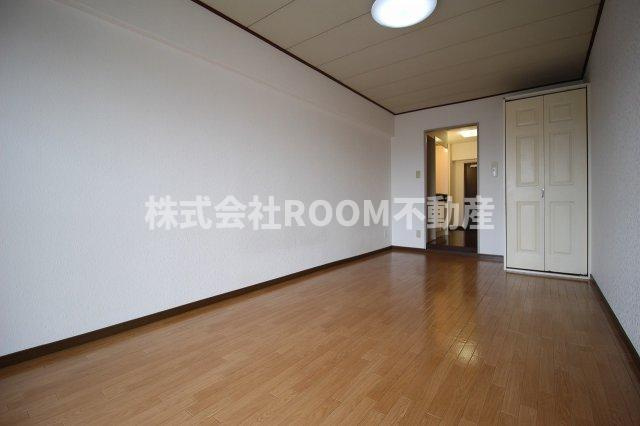 T´ｓマンションの居間・リビング|使いやすいリビングです