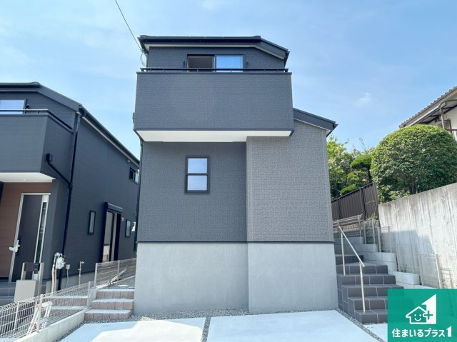 堺市南区槇塚台　新築一戸建て