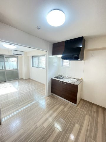 セレブコートⅡの居間・リビング