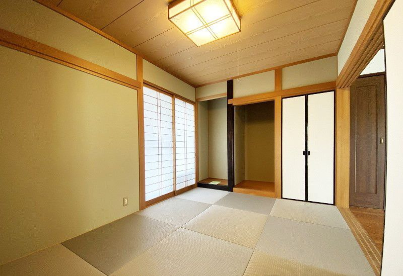 近江八幡市若葉町２丁目　中古戸建