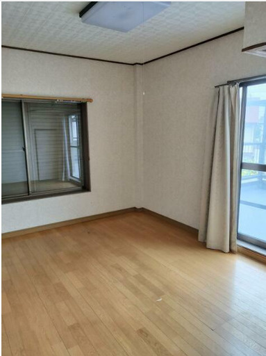 六名新町６－６店舗事務所の居間・リビング