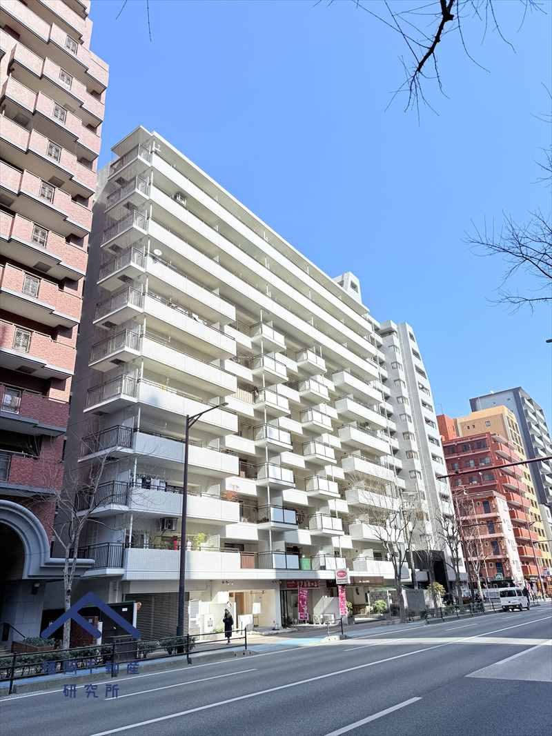 ロワールマンション西公園3の外観