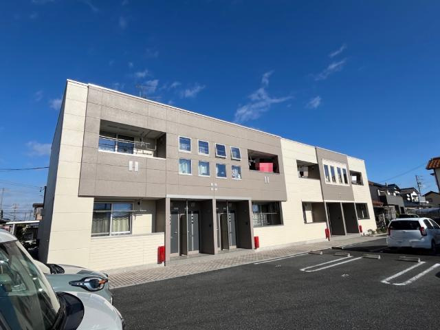 リビングストンの駐車場|外観写真（昼）