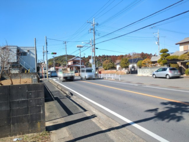 【前面道路含む現地写真】 | 山武市成東　中古戸建