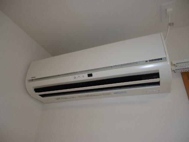 モンテ　リゾーネの内装|北側洋室エアコン