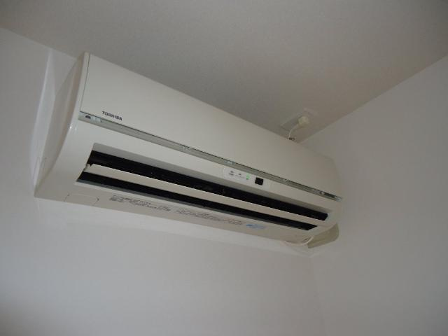 モンテ　リゾーネの居間・リビング|リビングエアコン