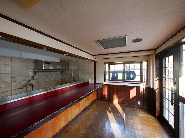 メイコウビルの内装