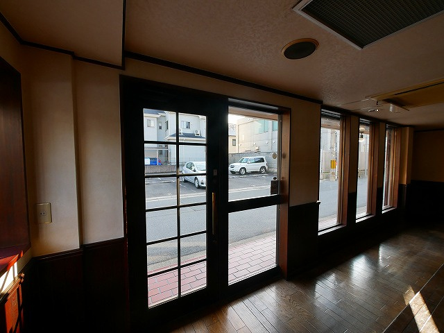 メイコウビルの内装