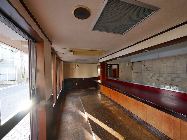 メイコウビルの内装