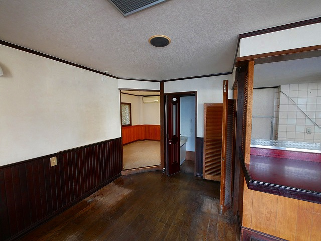 メイコウビルの内装