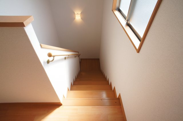 【内装】 | ビューテラスダイキ | 階段です