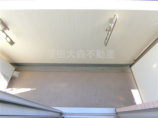 メインステージ多摩川のバルコニー|物干し金具付きのバルコニー