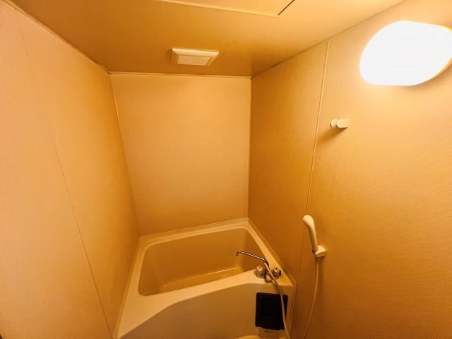 トゥインハイツの浴室|落ち着いた雰囲気で◎