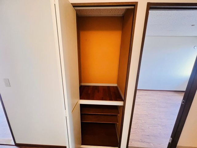 トゥインハイツの収納|玄関入って目の前には収納が＾＾