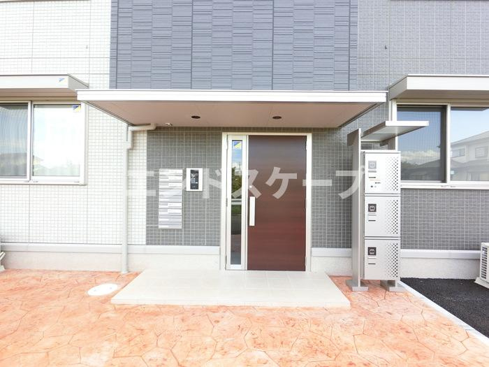 シュシュポルトのエントランス|高崎、前橋、伊勢崎エリアのお部屋探しはエンドスケープまで！お客様の理想お聞かせ下さい♪