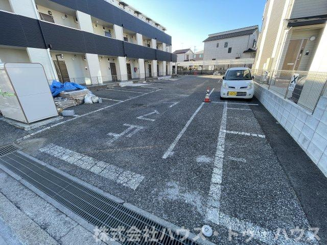 ボヌールメゾンＢの駐車場