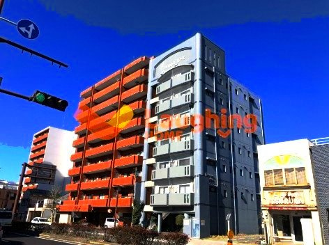 トランプの外観|落ち着いた雰囲気の外観です