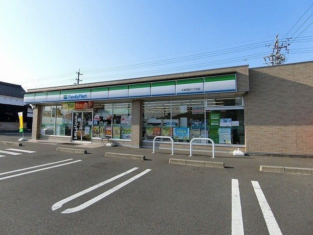 カルム・アルモニーＢの周辺|ファミリーマート旭町六丁目店まで400m