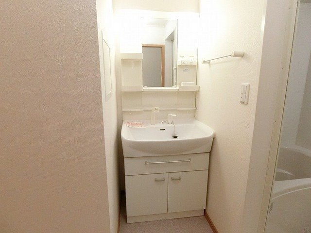 カルム・アルモニーＢの洗面所