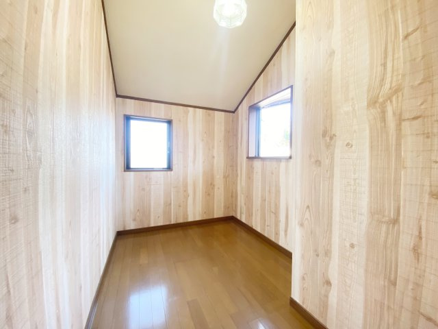 『八王子市中古戸建て』八王子市散田町5【仲介手数料無料】のその他|書斎です。～仲介手数料無料☆八王子ひなた不動産～八王子市散田町　中古戸建
