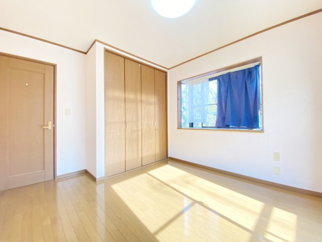 『八王子市中古戸建て』八王子市散田町5【仲介手数料無料】の洋室|～仲介手数料無料☆八王子ひなた不動産～八王子市散田町　中古戸建
