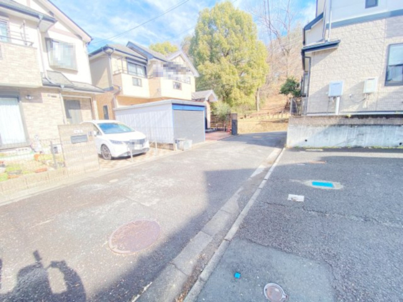 『八王子市中古戸建て』八王子市散田町5【仲介手数料無料】の前面道路含む現地写真|～仲介手数料無料☆八王子ひなた不動産～八王子市散田町　中古戸建
