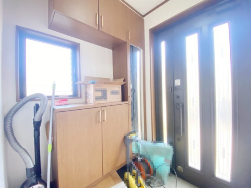 『八王子市中古戸建て』八王子市散田町5【仲介手数料無料】の玄関|～仲介手数料無料☆八王子ひなた不動産～八王子市散田町　中古戸建
