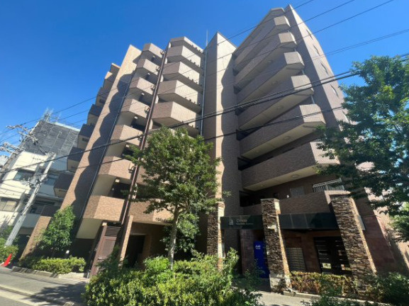 クレアート新大阪セレニティの外観