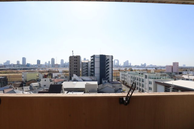 クレアート新大阪セレニティの展望