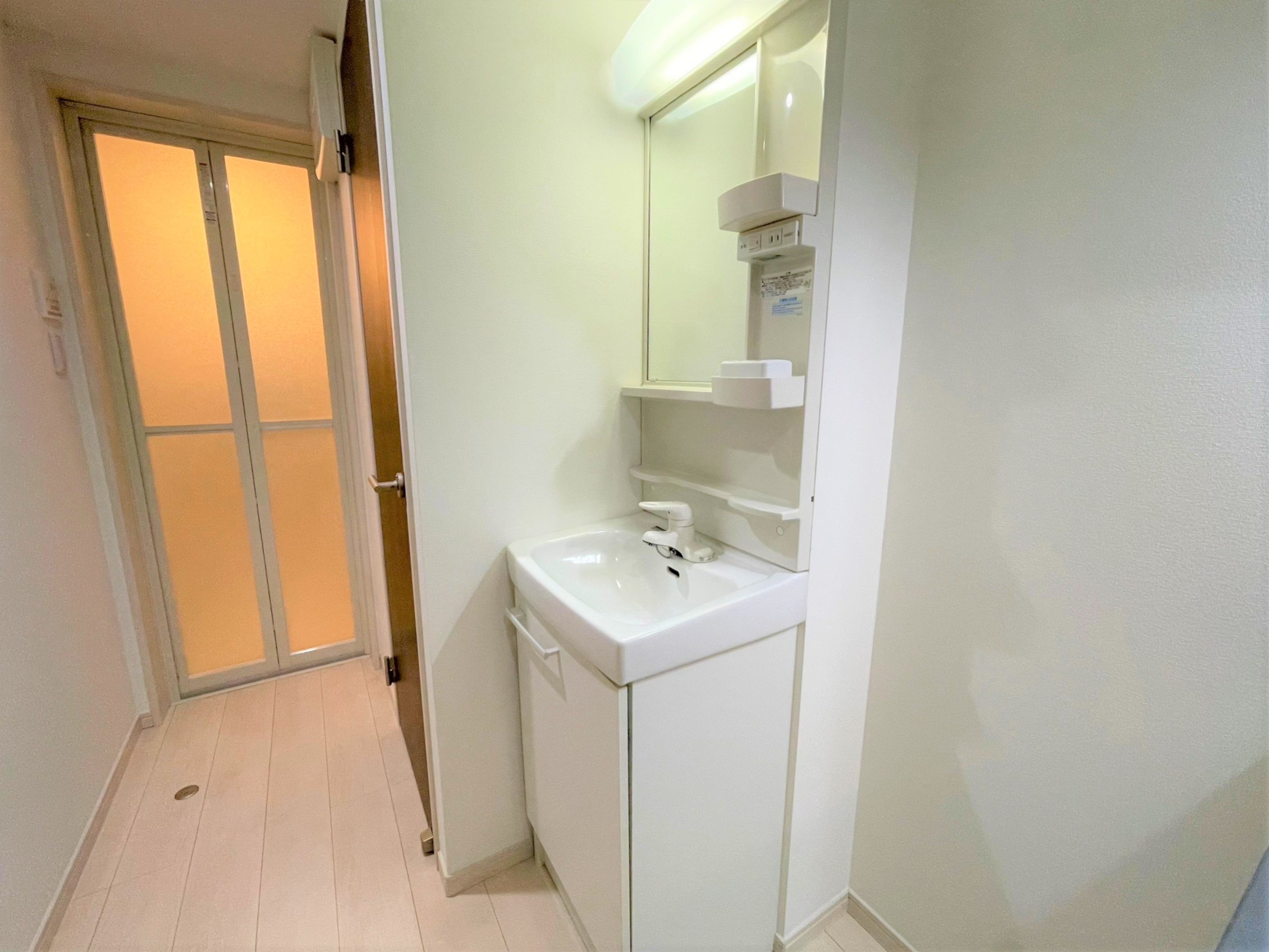 プレジールの独立洗面台