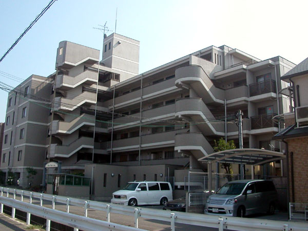 岸和田市箕土路町１丁目の賃貸マンションの外観|物件の外観です
