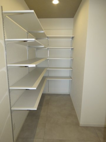 川越フラワーホームの収納|シューズクローク　土間収納　