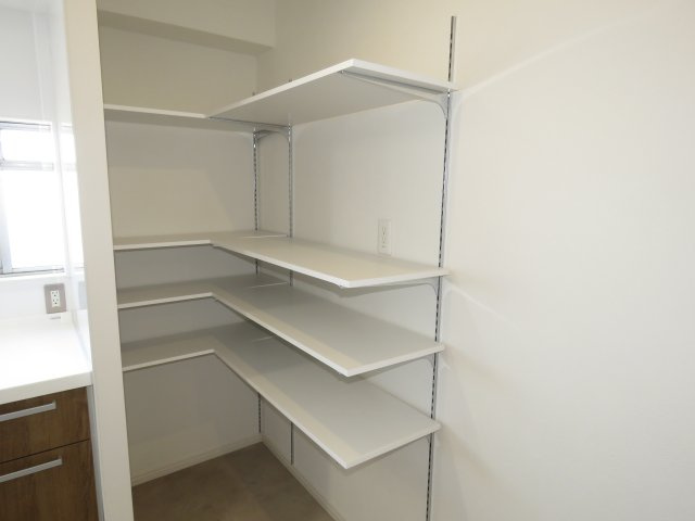 川越フラワーホームの収納|パントリー