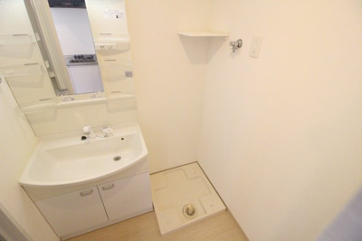 【設備】 | クローバー・グランデ昭和町 | 室内洗濯機置き場