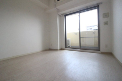 【居間・リビング】 | クローバー・グランデ昭和町 | 洋室