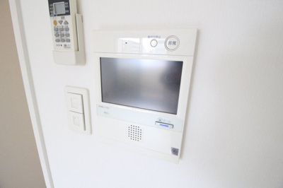 【セキュリティ】 | クローバー・グランデ昭和町 | ＴＶモニター付きインターホン(モデルルーム）