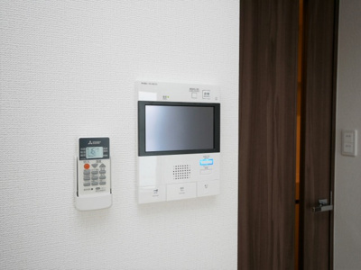 【セキュリティ】 | レオンコンフォート難波アッシュ | モニター付きインターホンです