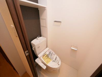 【トイレ】 | レオンコンフォート難波アッシュ | 清潔感のあるトイレです