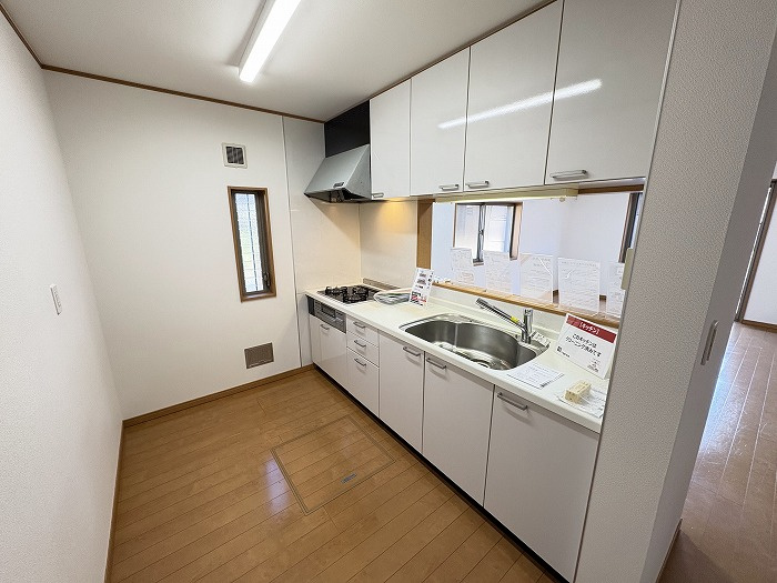 中古戸建　一宮市丹陽町外崎　平成20年築のキッチン